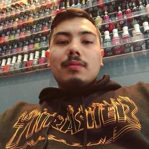 Meet your Posher, Christopher